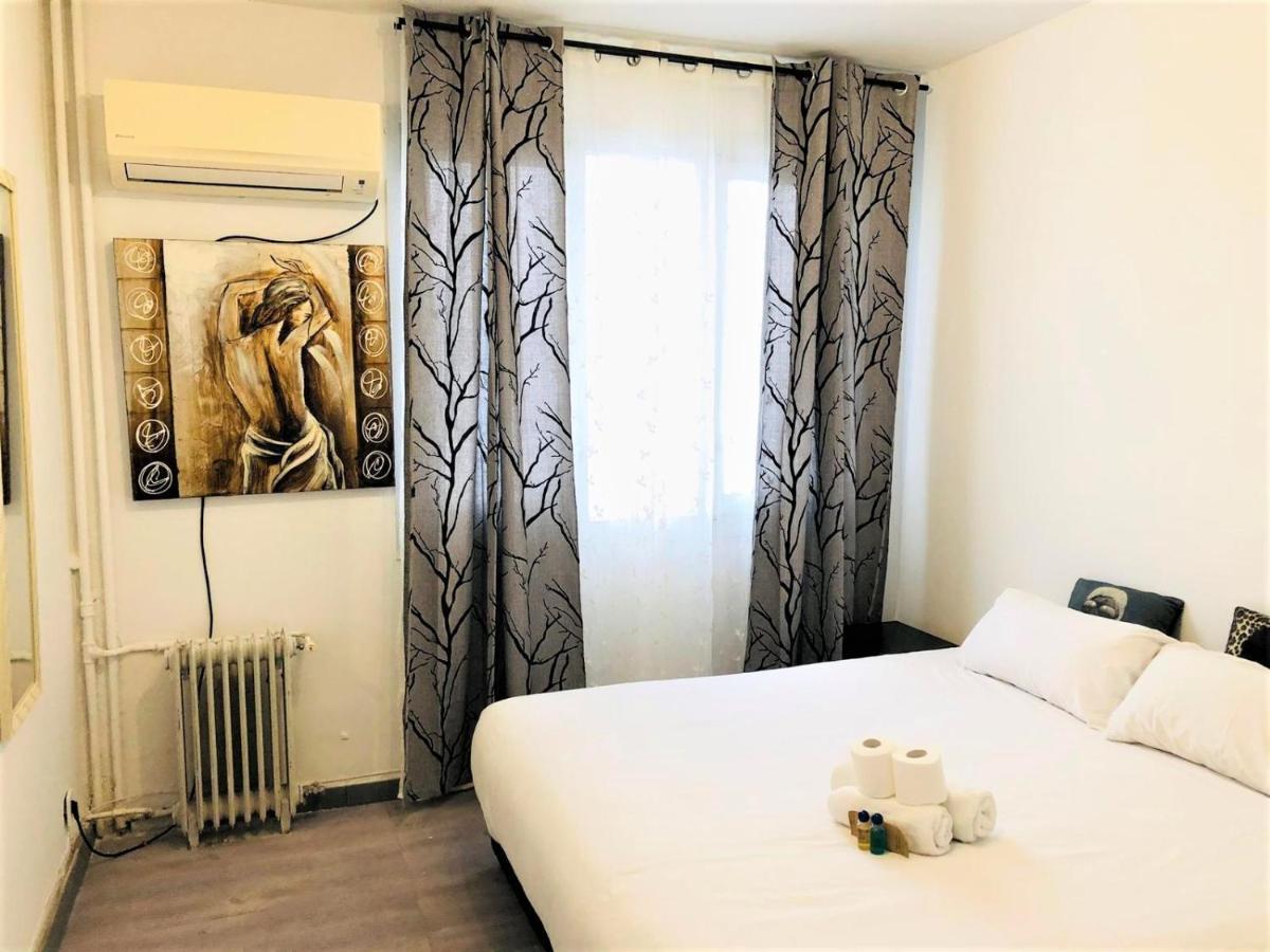 Deluxe Room Center Madrid Exterior photo